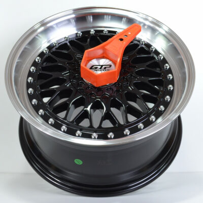 1x Satz GTP 072 Alufelgen 4x100 & 4x108 7,5x17 & 8,5x17 ET35 schwarz Flow Forming