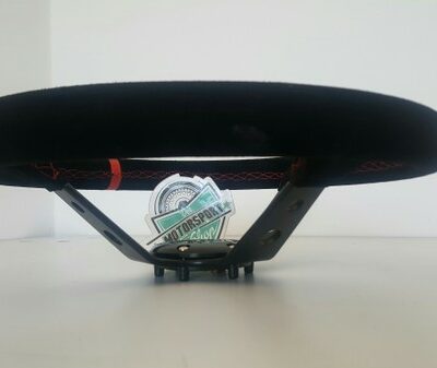 Alternative view of schwarzes Wildleder Sportlenkrad 350mm tief geschüsselt mit roter Naht